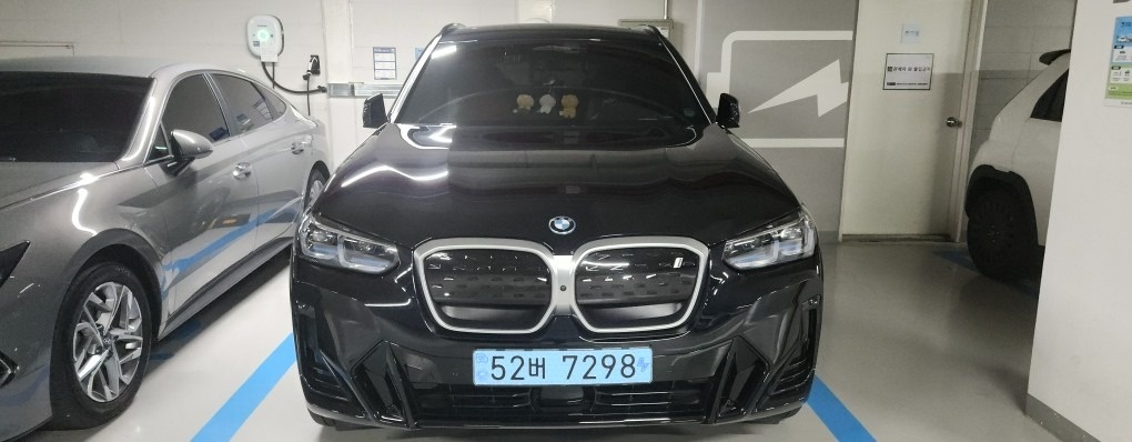 iX3 G08 BEV(74kWh) (286마력)M 스포츠 매물 썸네일