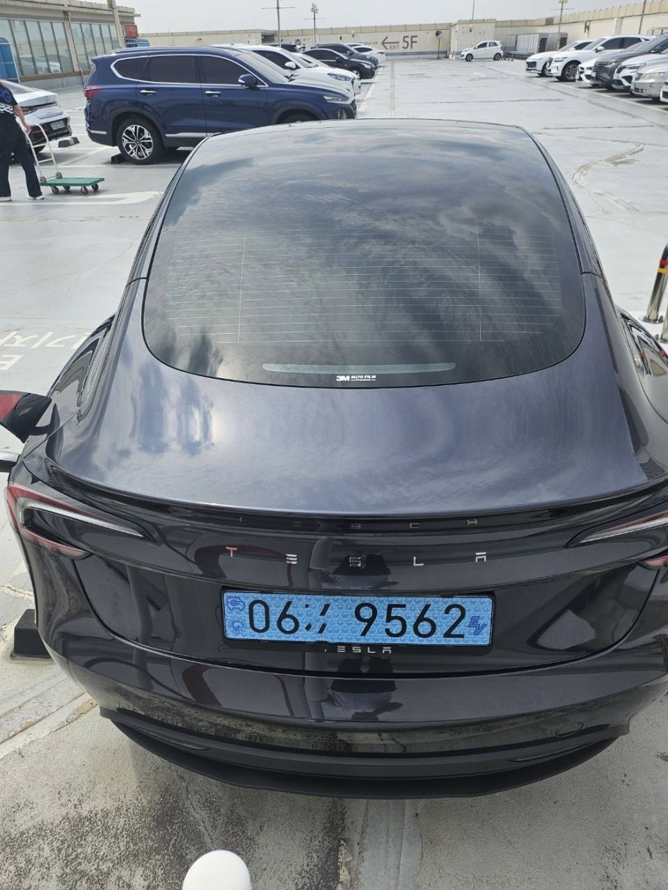 모델 3 BEV(50kWh) RWD 스탠다드 레인지 플러스 매물 썸네일