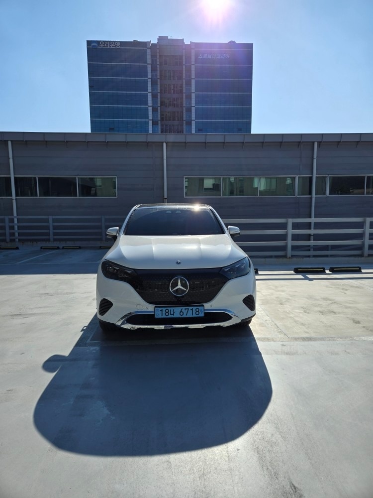 EQE SUV X294 EQE350 4Matic 전기형 (404km) 매물 썸네일