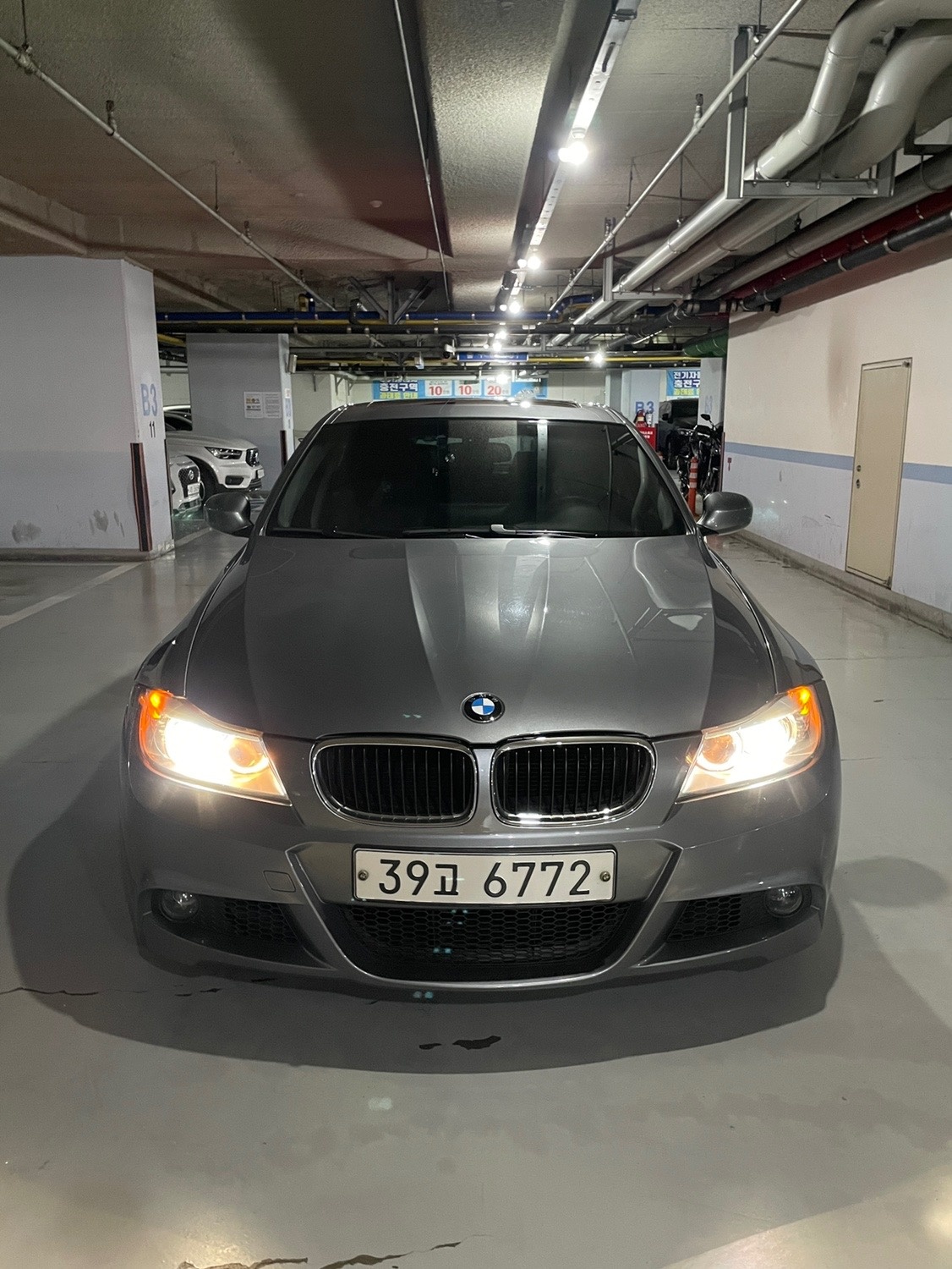 3시리즈 E90 328 i 세단 전기형 (234마력) 매물 썸네일