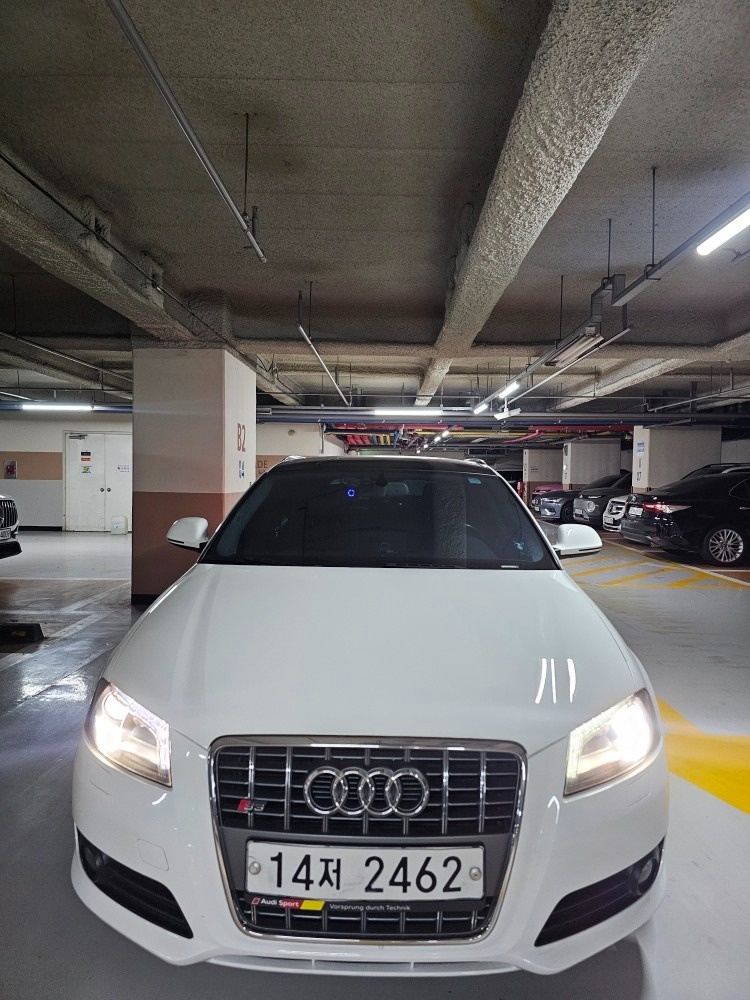 A3 8P 2.0 TFSI 스포트백 (200마력) 매물 썸네일