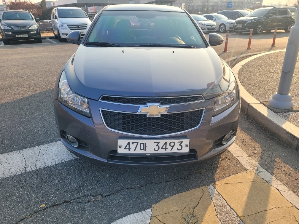 크루즈 J300 4도어 1.8 DOHC FWD LT+ 매물 썸네일