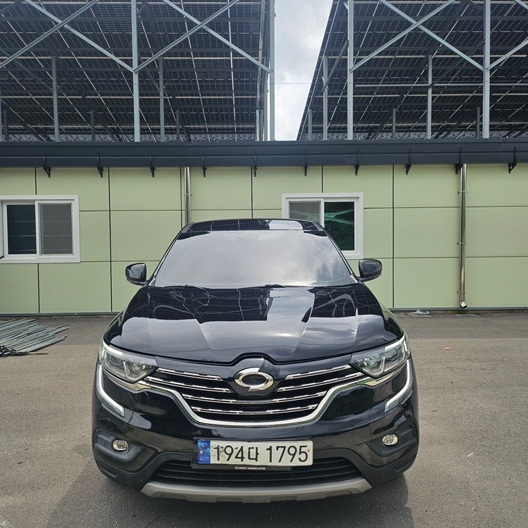 QM6 HZG 5인승(가솔린 2.0) FWD LE 매물 썸네일