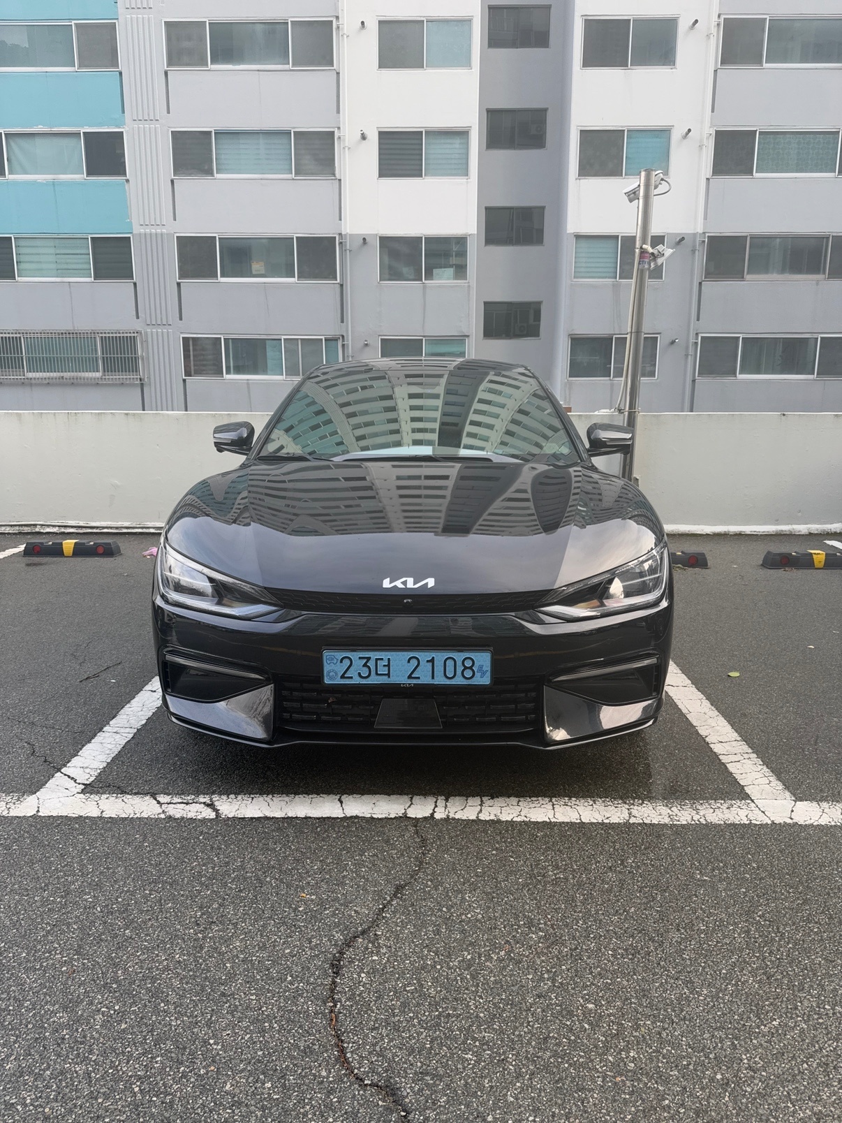 EV6 CV BEV(롱레인지/77.4kWh) AWD GT-Line(403km) 매물 썸네일