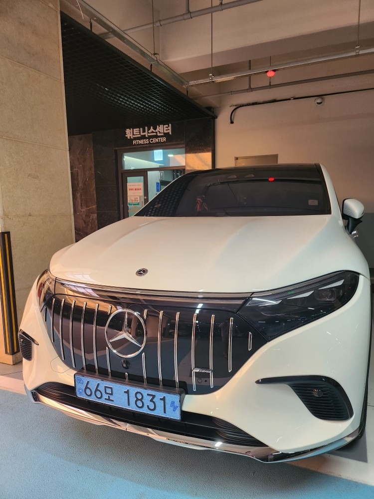 EQS SUV X296 EQS450 4Matic 전기형 (459km)런치 에디션 매물 썸네일