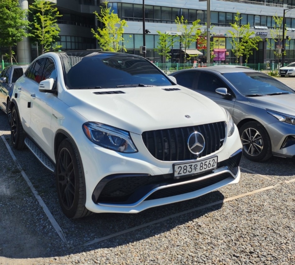 GLE 클래스 W166 GLE63 S amg 4Matic Coupe (585마력) 매물 썸네일