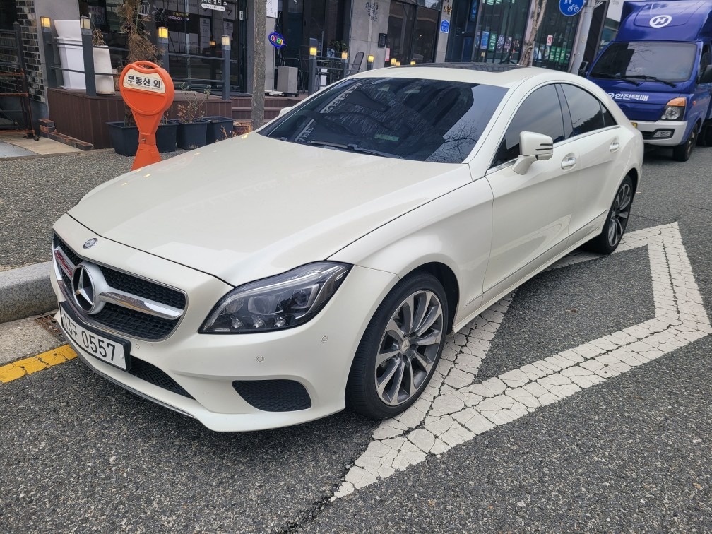 CLS 클래스 W218 CLS250 d 4Matic 후기형 (204마력) 매물 썸네일