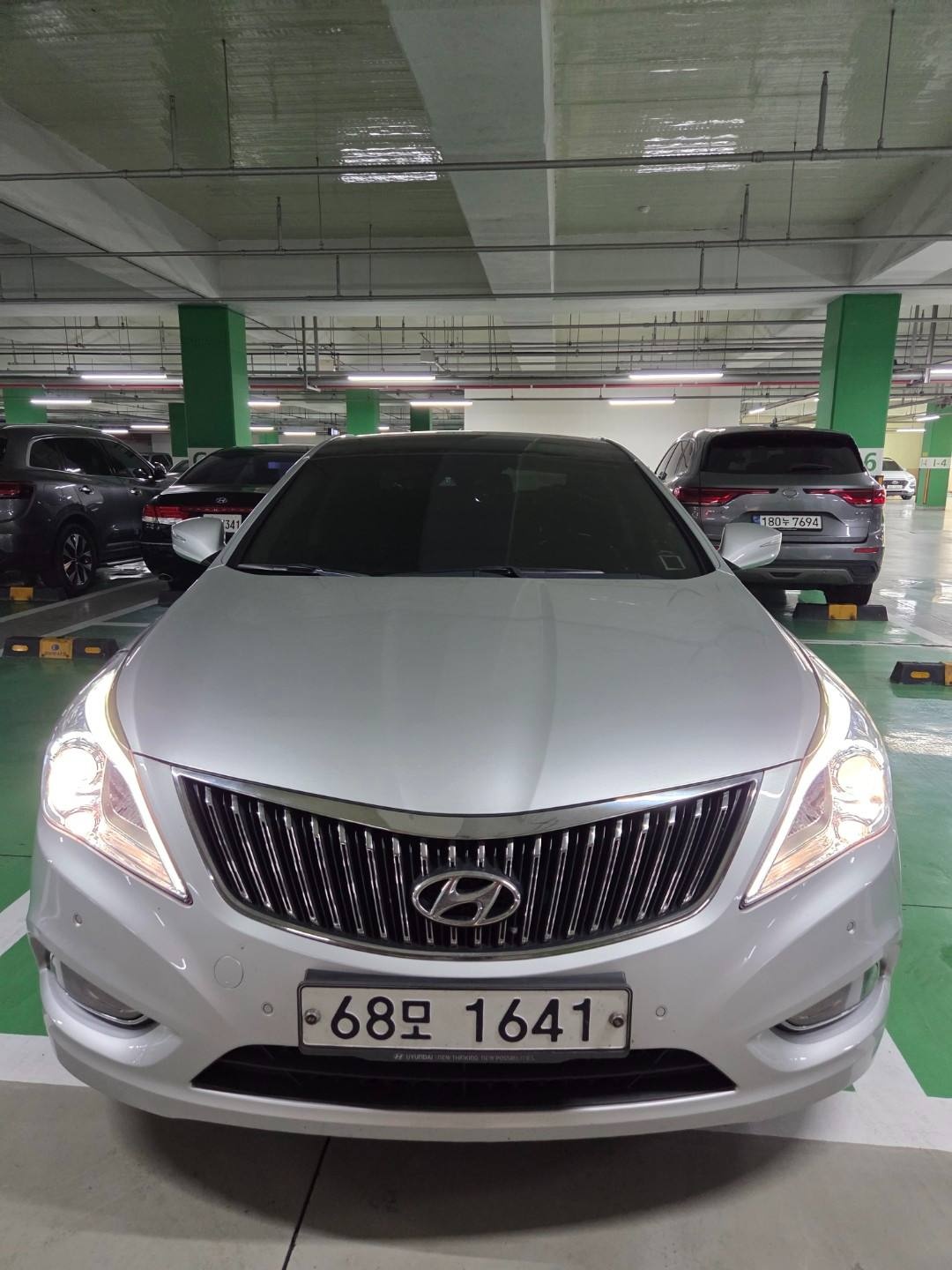 그랜저 HG HEV 2.4 FWD 프리미엄 매물 썸네일