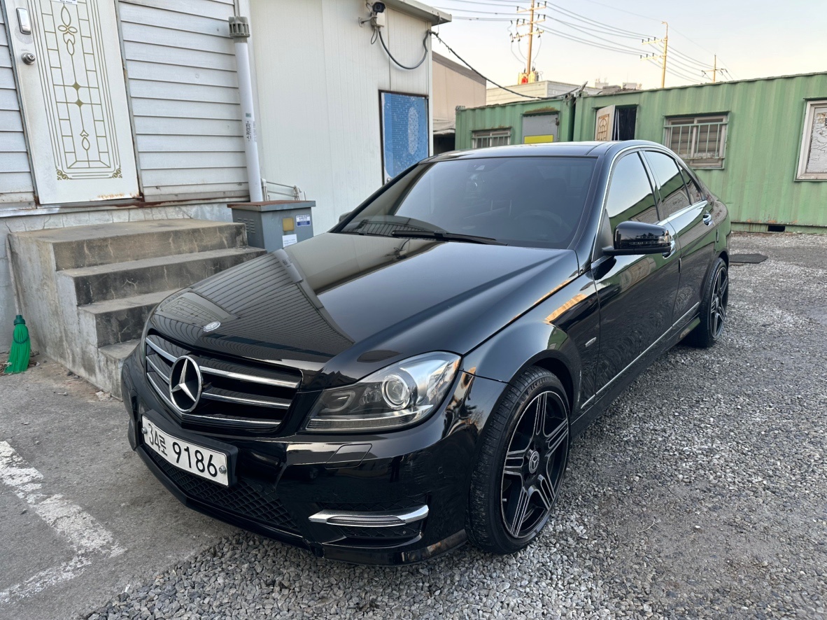 C 클래스 W204 C220 CDI 4Matic 매물 썸네일