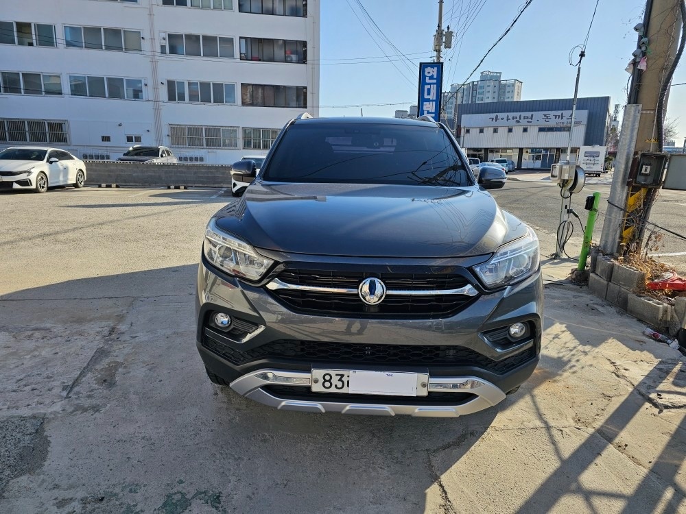 렉스턴 스포츠 Q200. G4 5인승(디젤 2.2) 4WD 프레스티지 매물 썸네일