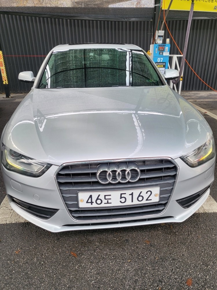 A4 B8/8K 2.0 TDI (143마력) 매물 썸네일