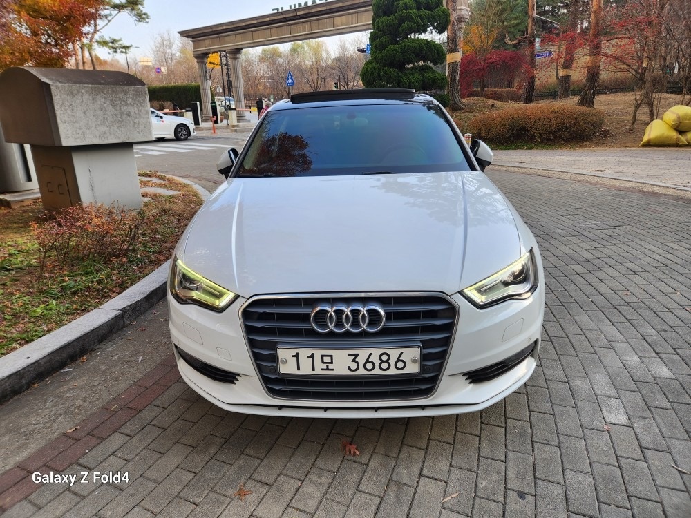 A3 8V 35 TDI (110마력)세단 매물 썸네일