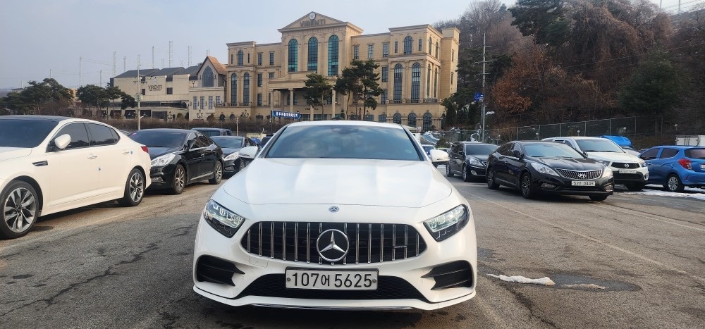 CLS 클래스 C257 CLS300 d 전기형 (239마력)AMG Line 매물 썸네일