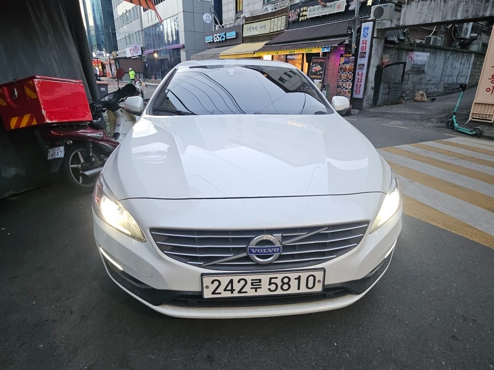 S60 Ⅱ D3 2.0 매물 썸네일