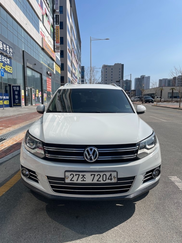 뉴 티구안 5N 2.0 TDI 블루모션 (140마력) 매물 썸네일