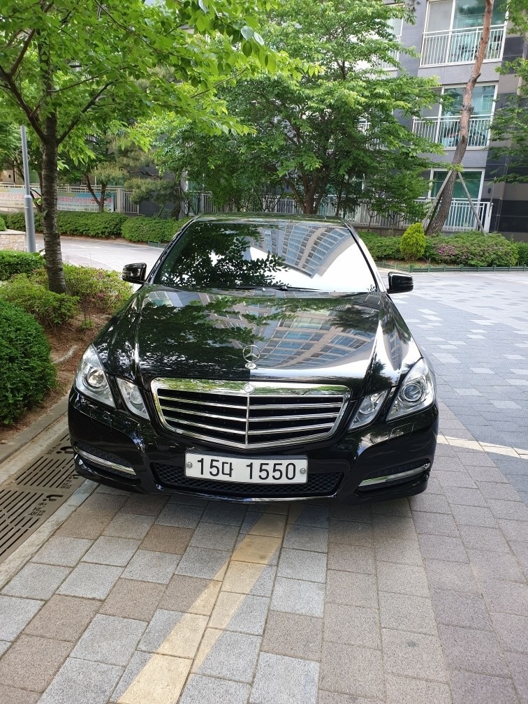 E 클래스 W212 E220 CDI 후기형 (170마력)아방가르드 매물 썸네일