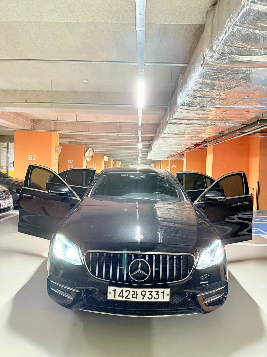 E 클래스 W213 E300 4Matic 전기형 (211마력) 매물 썸네일