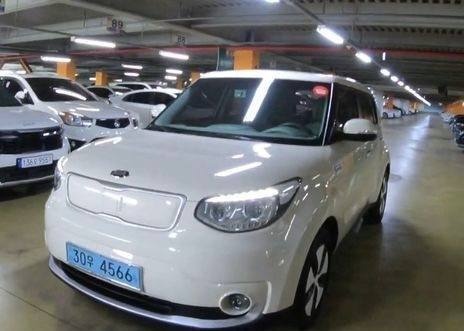 쏘울 EV PS BEV(30kWh) 180km 매물 썸네일
