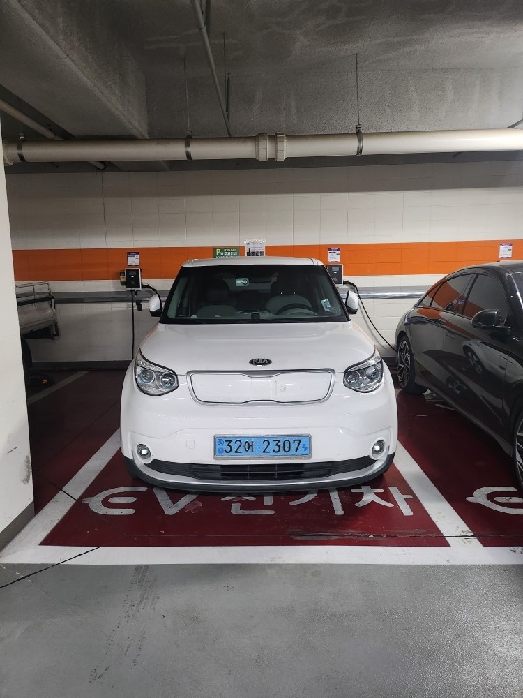 쏘울 EV PS BEV(30kWh) 180km 매물 썸네일