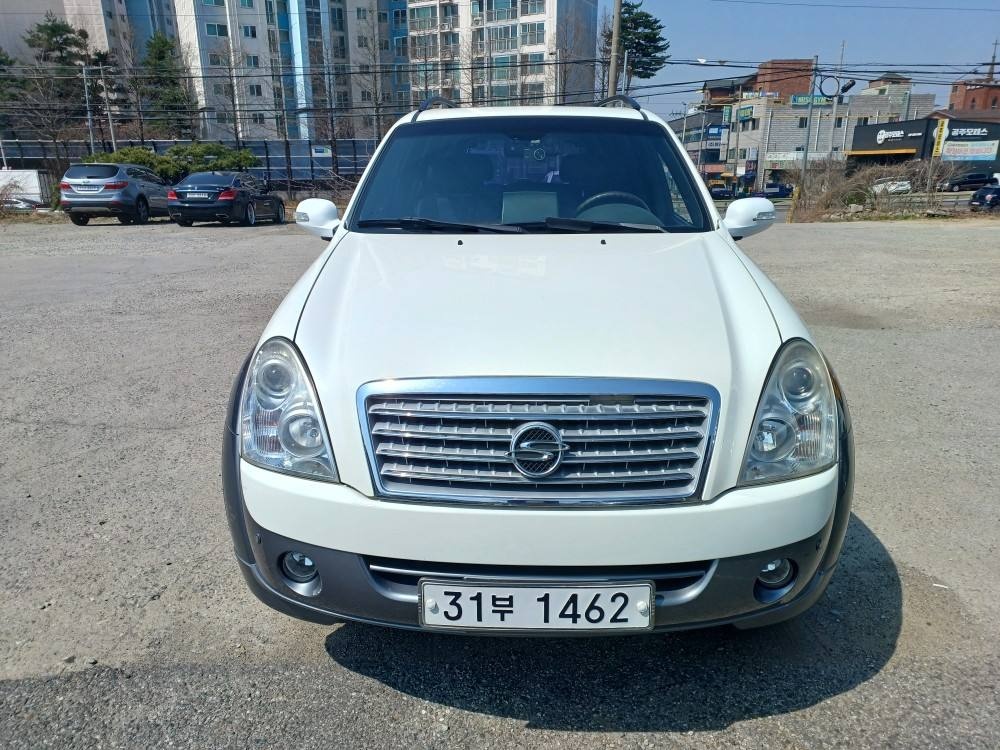 슈퍼 렉스턴 Y200 7인승(디젤 RX4) 4WD 최고급 매물 썸네일