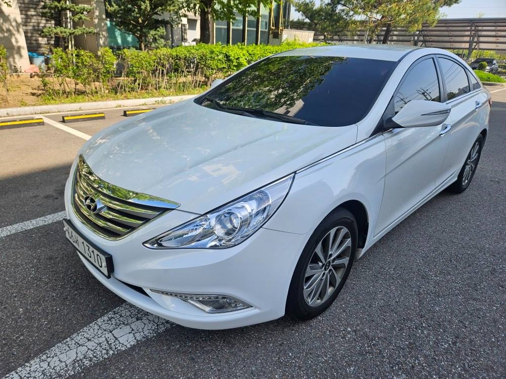 YF 쏘나타 더 브릴리언트 LPi 2.0 렌트 FWD 프리미엄 매물 썸네일
