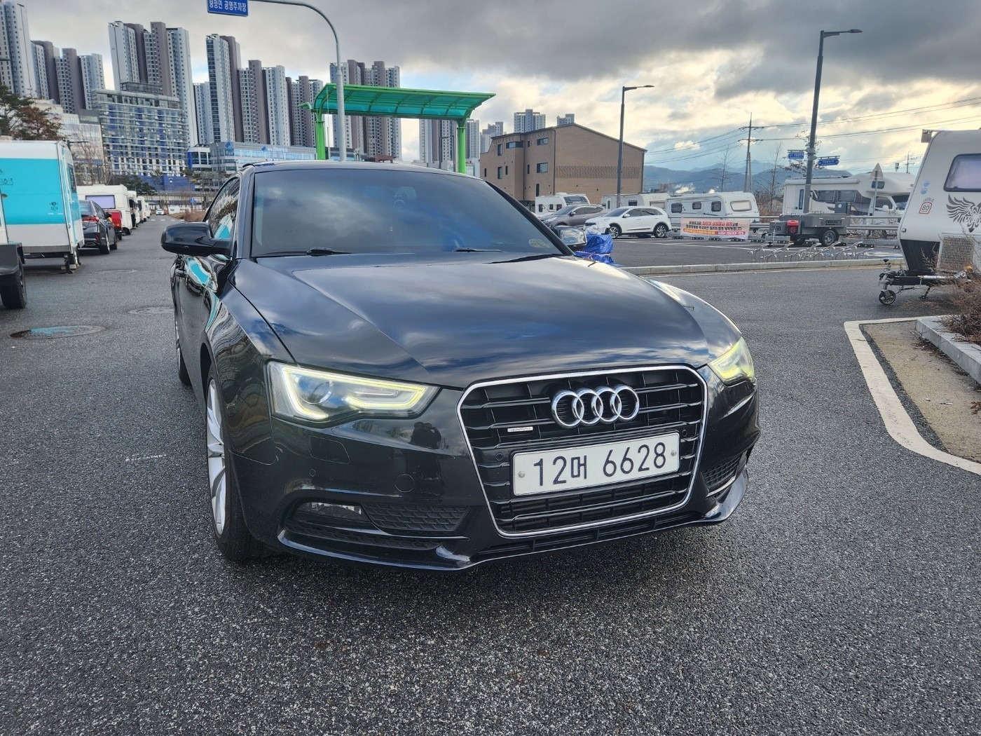 A5 8T 2.0 TFSI Coupe 콰트로 (220마력) 매물 썸네일