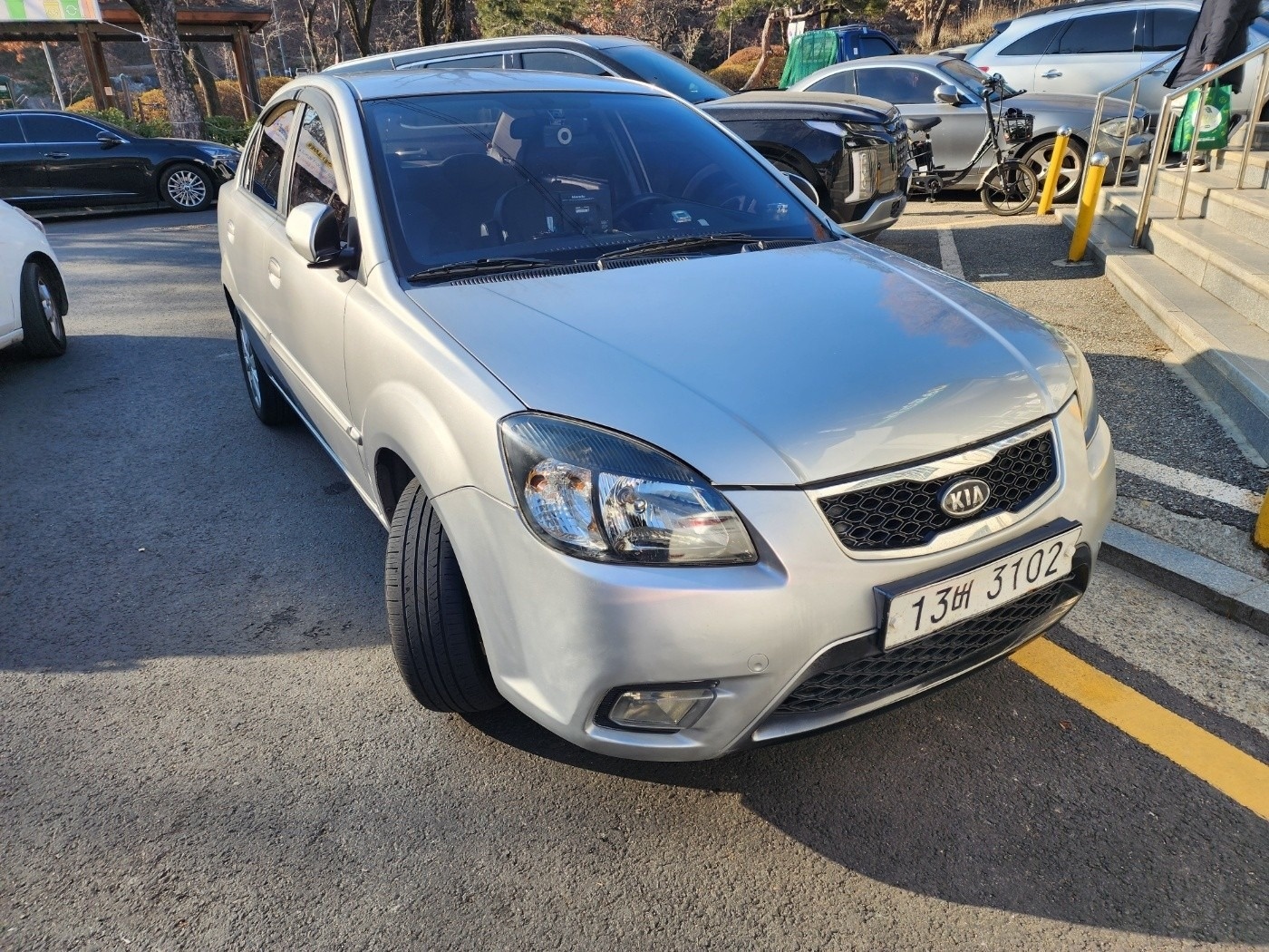 뉴 프라이드 JB 4DR 1.6(CVVT) SLX 매물 썸네일