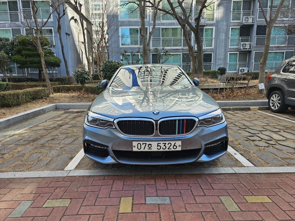 5시리즈 G30 520d xDrive (190마력)M 스포츠 매물 썸네일