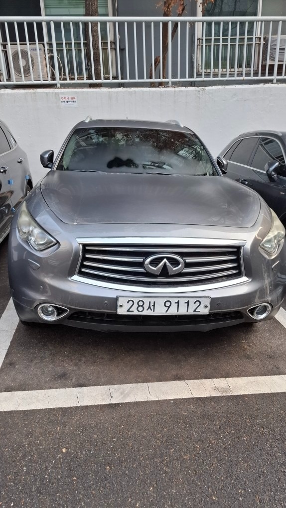 QX70 3.0d AWD 매물 썸네일