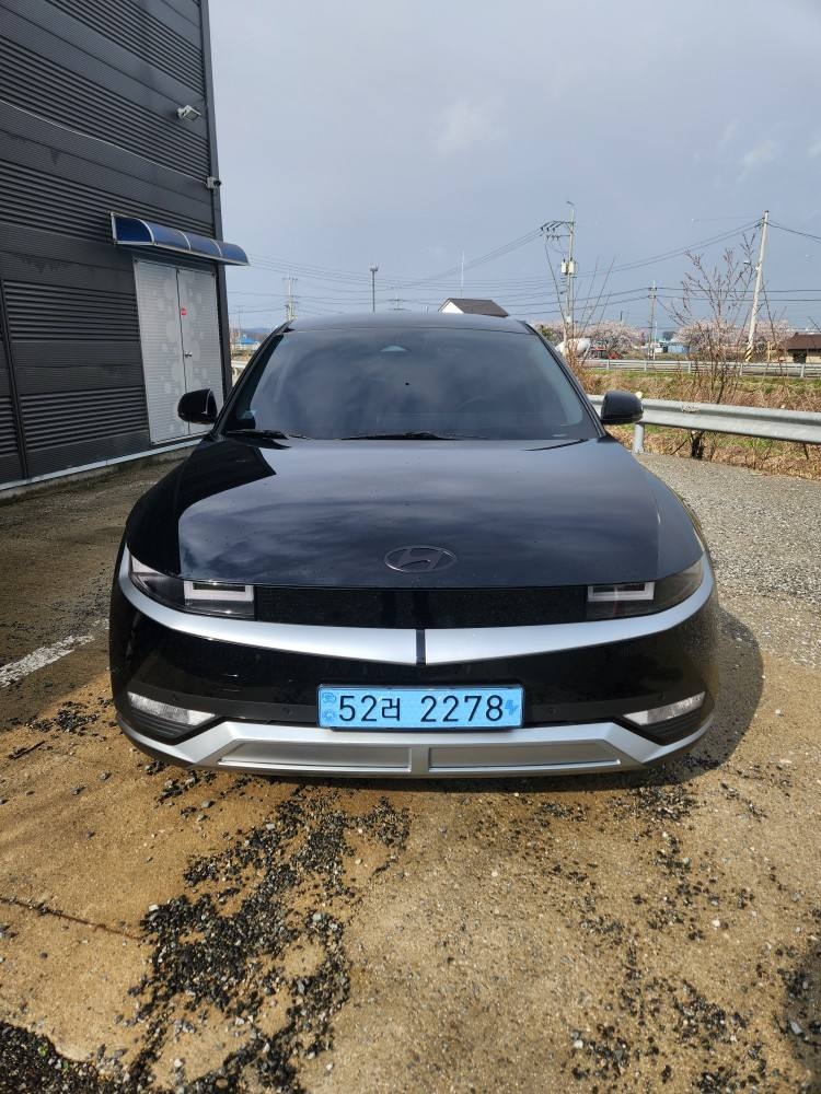 아이오닉 5 NE BEV(롱레인지/77.4kWh) AWD 익스클루시브 매물 썸네일