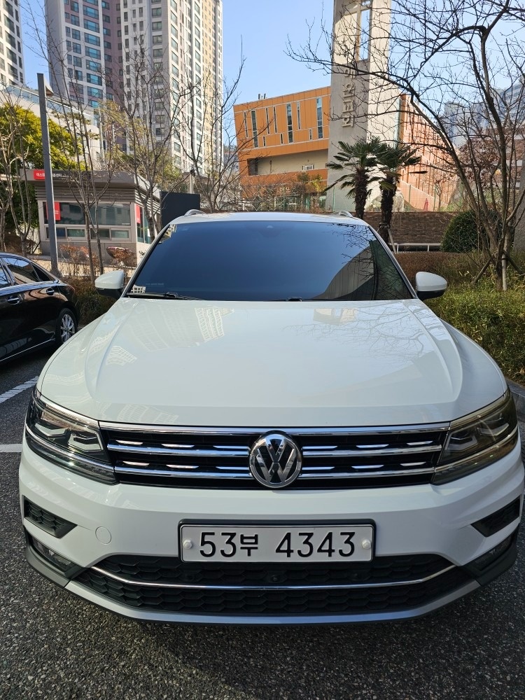 티구안 올스페이스 5N 2.0 TDI (150마력) 매물 썸네일