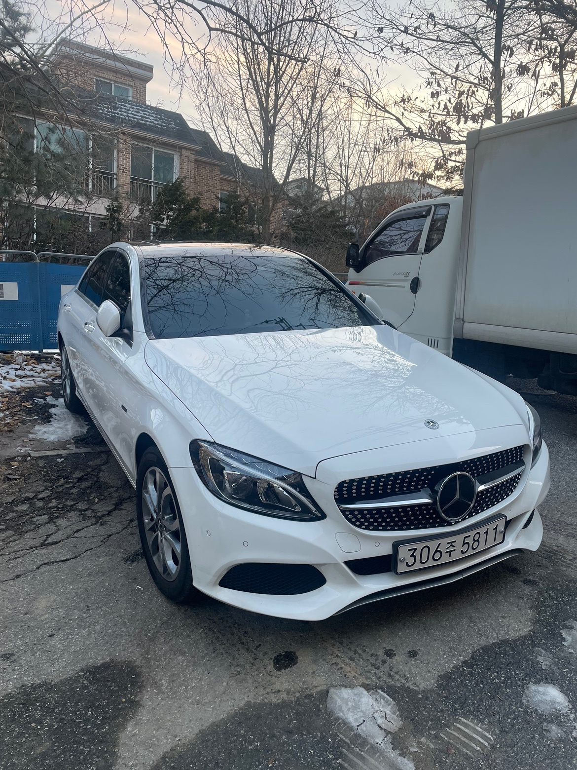 C 클래스 W205 C350 e (279마력) 매물 썸네일