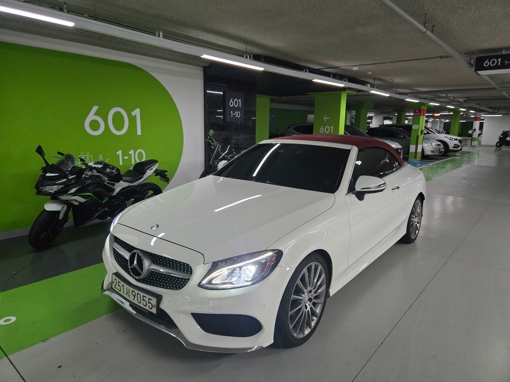 C 클래스 W205 C200 카브리올레 전기형 (211마력)AMG Line 매물 썸네일