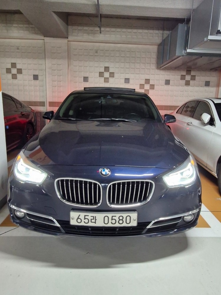 5시리즈 GT F07 GT 530d xDrive 럭셔리 (258마력) 매물 썸네일