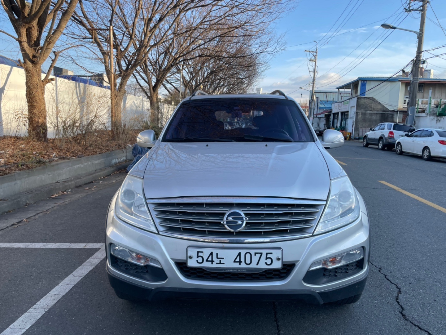 렉스턴 W Y200 7인승(RX7 2.0) 4WD 럭셔리 매물 썸네일