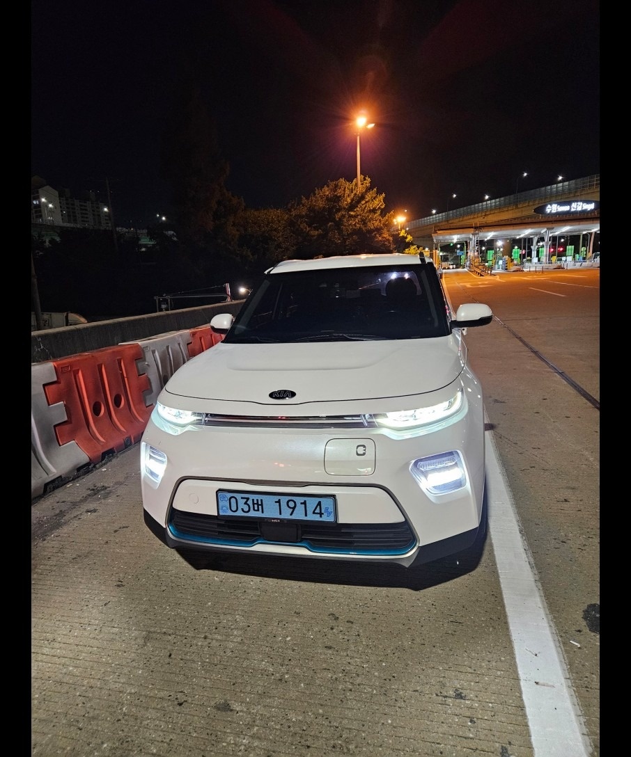 쏘울 부스터 SK3 BEV(64kWh) 프레스티지 매물 썸네일