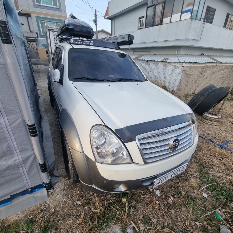 슈퍼 렉스턴 Y200 7인승(디젤 RX6) 4WD 고급 매물 썸네일