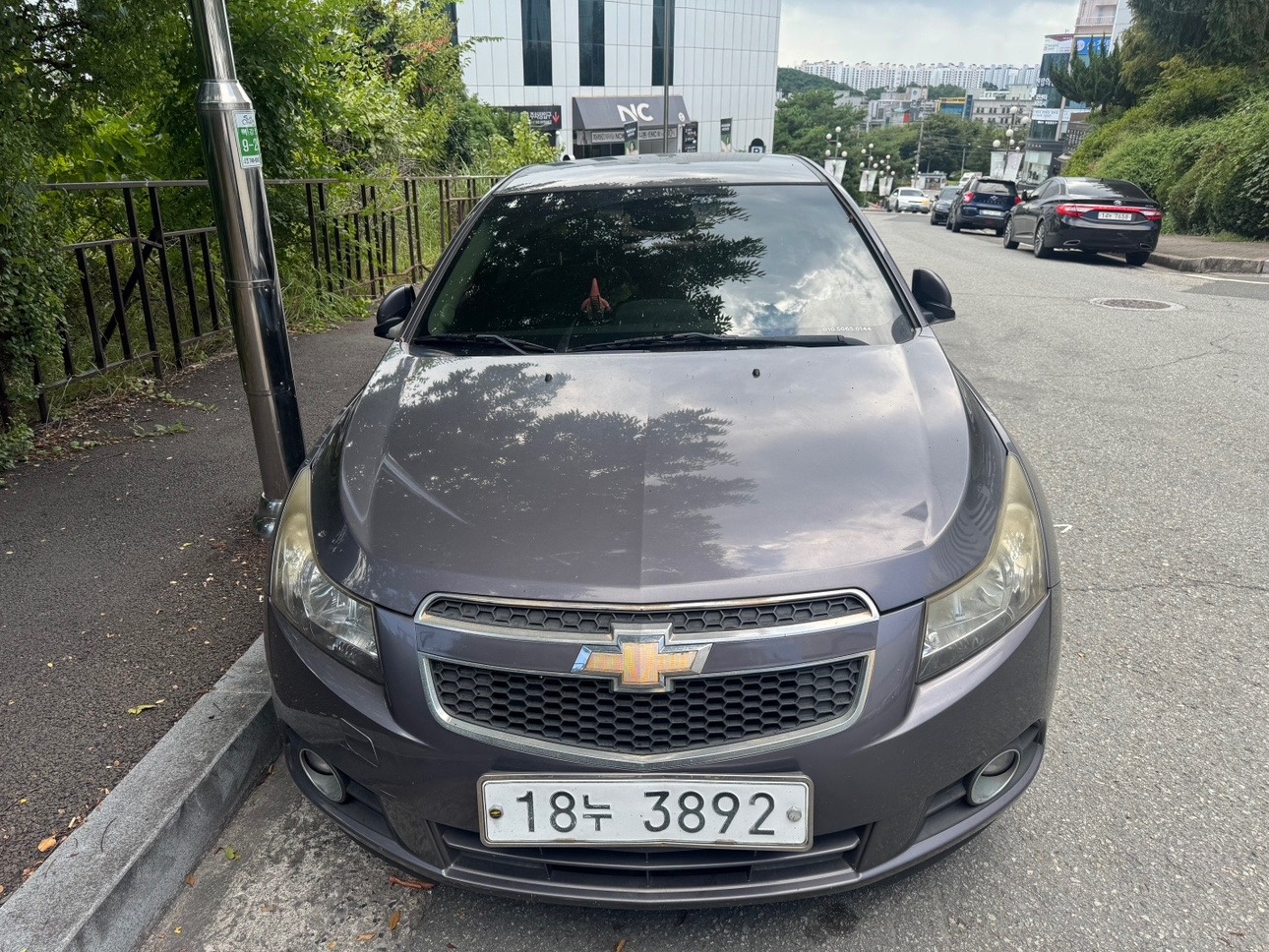 크루즈 J300 4도어 1.8 DOHC FWD LT 매물 썸네일