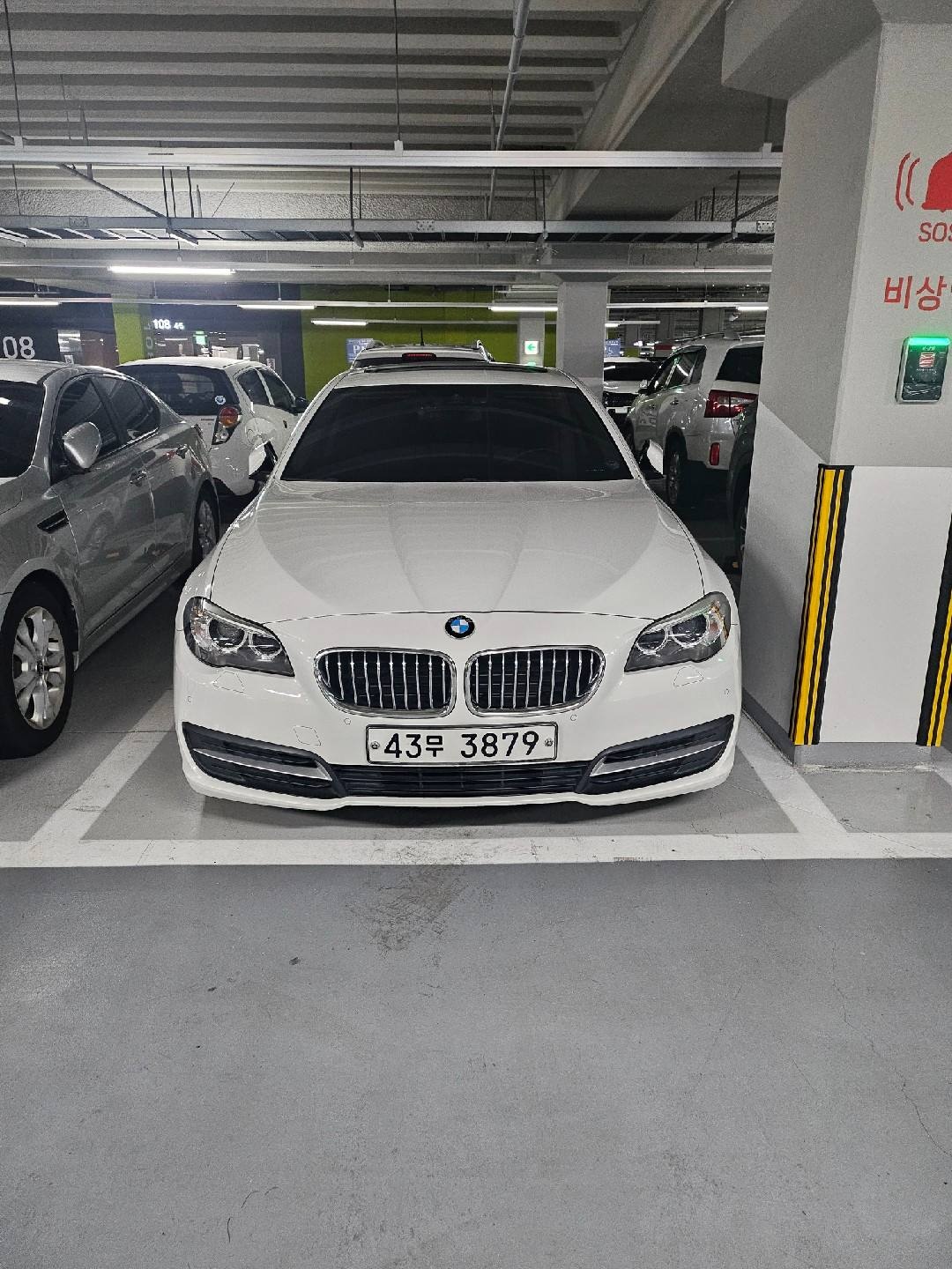 5시리즈 F10 520d xDrive 후기형 (190마력) 매물 썸네일