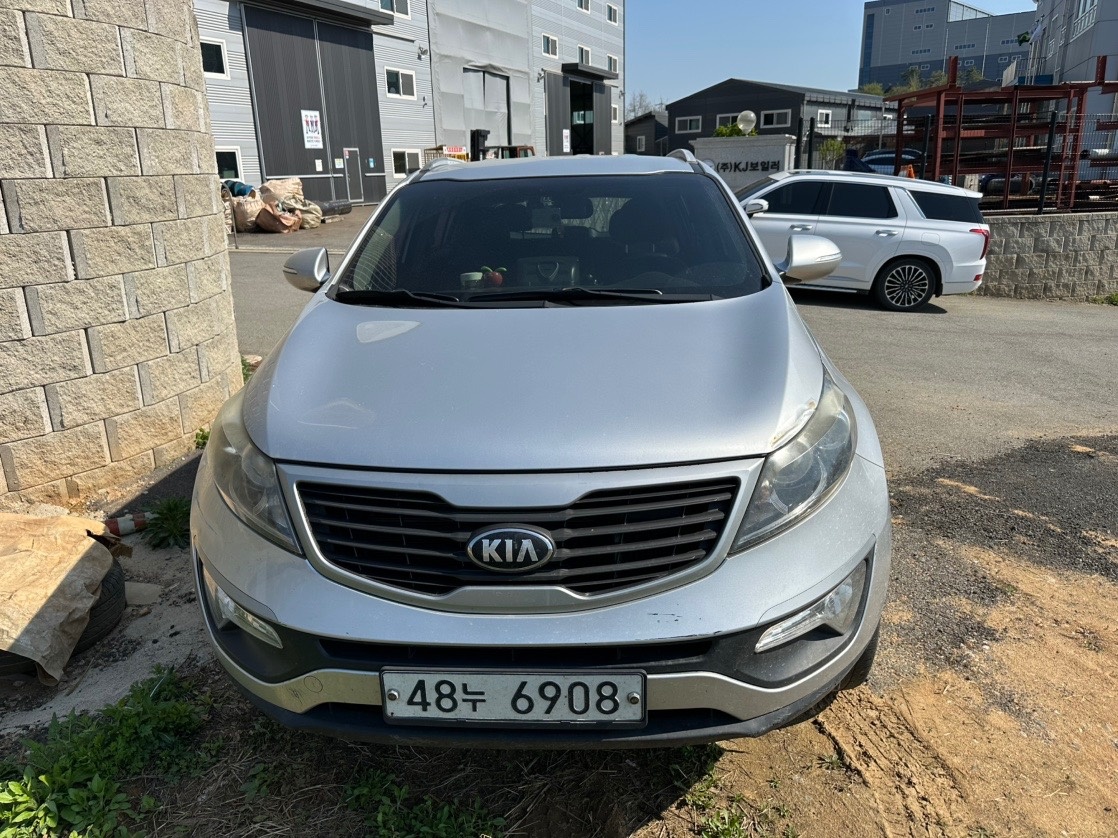 스포티지 R SL 디젤 2.0(VGT) FWD TLX 최고급형 매물 썸네일