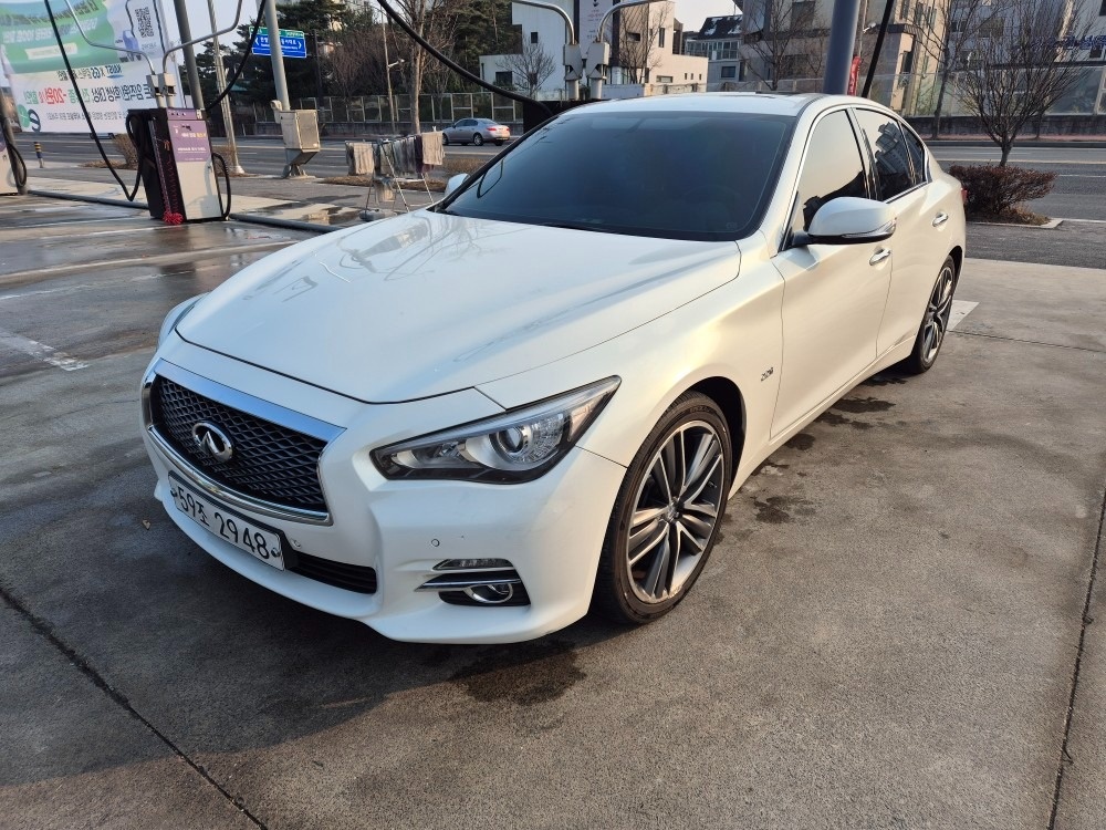 Q50 2.2d (170마력)프리미엄 매물 썸네일