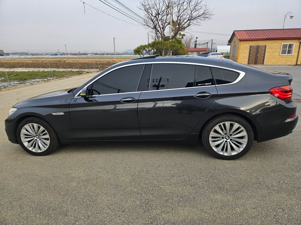 5시리즈 GT F07 GT 530d xDrive 페이스리프트 (258마력) 매물 썸네일