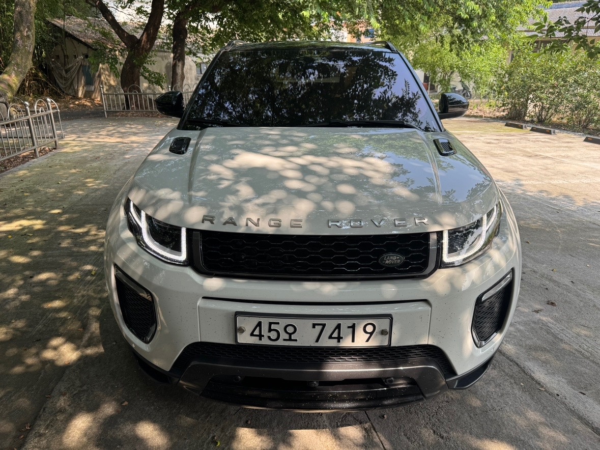 레인지로버 이보크 L538 2.0 TD4 HSE 다이나믹 매물 썸네일