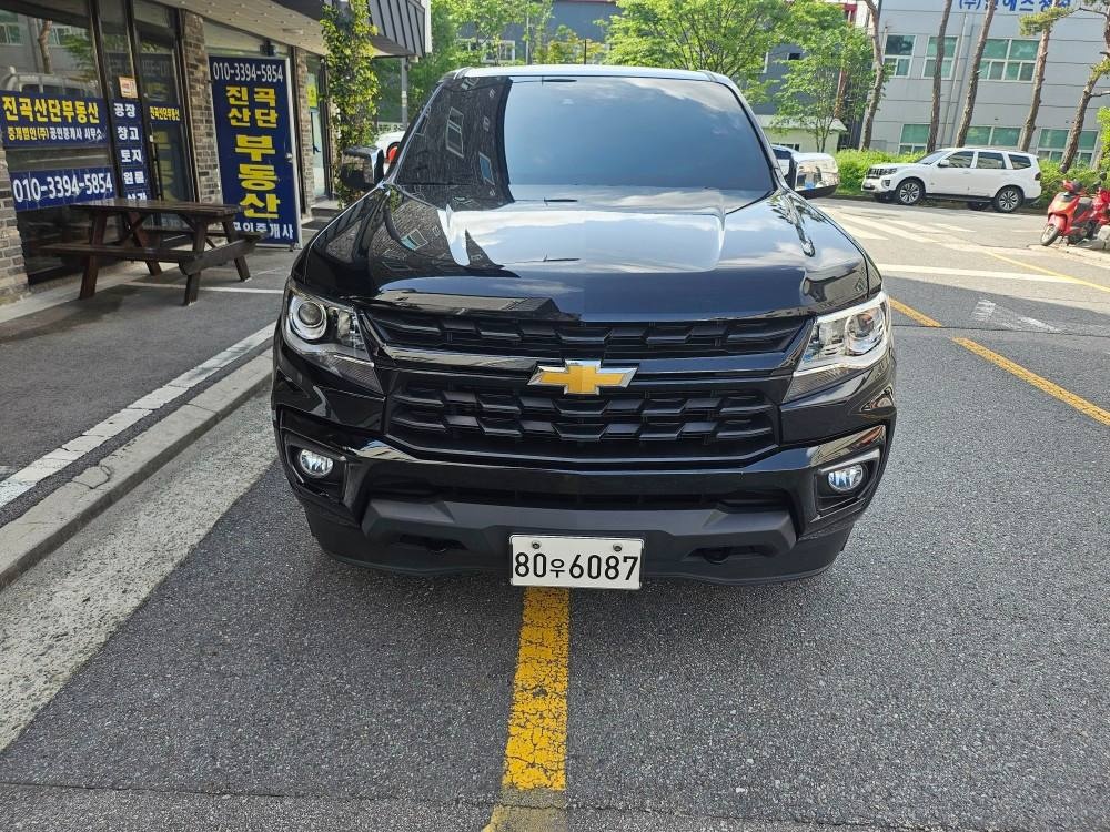 리얼 뉴 콜로라도 가솔린 3.6 AWD 익스트림-X 매물 썸네일
