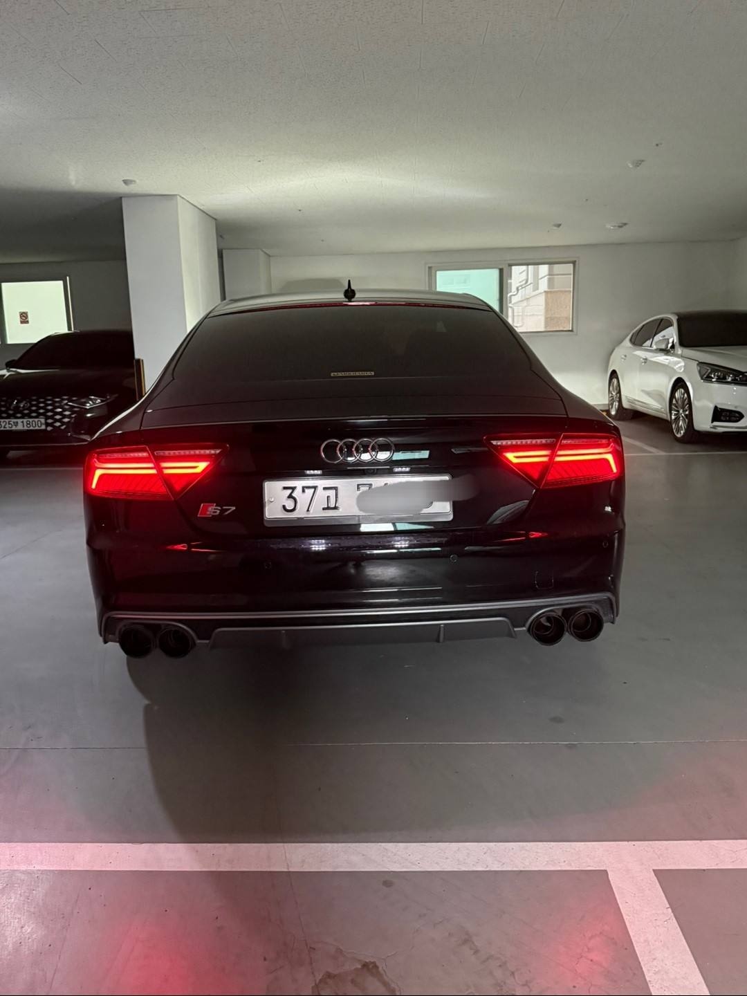 S7 Sportback 4G 4.0 TFSI 콰트로 (450마력) 매물 썸네일