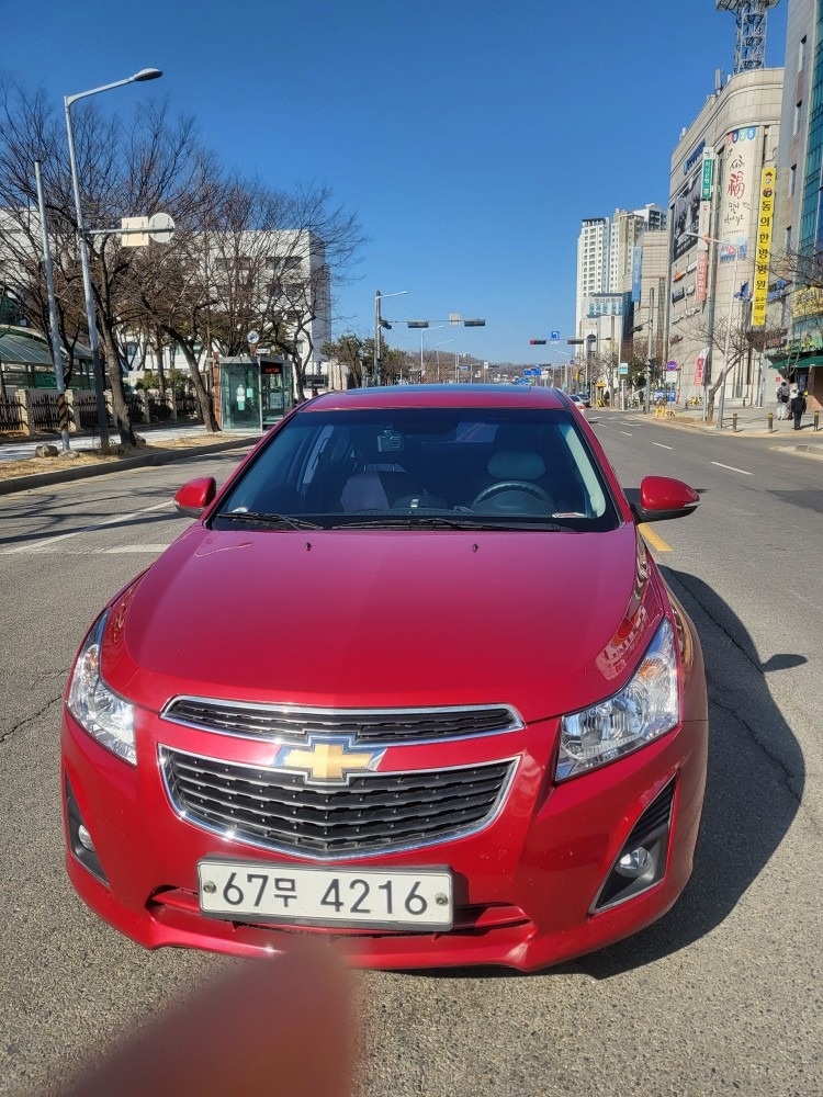 크루즈 J300 4도어 1.8 DOHC FWD LT+ 매물 썸네일