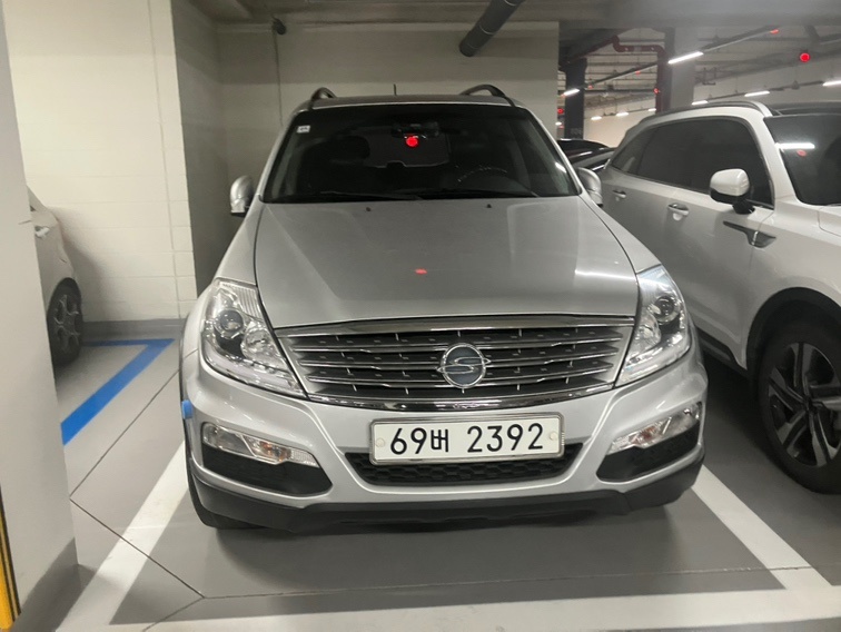 렉스턴 W Y200 7인승(RX7 2.0) 4WD 노블레스 매물 썸네일