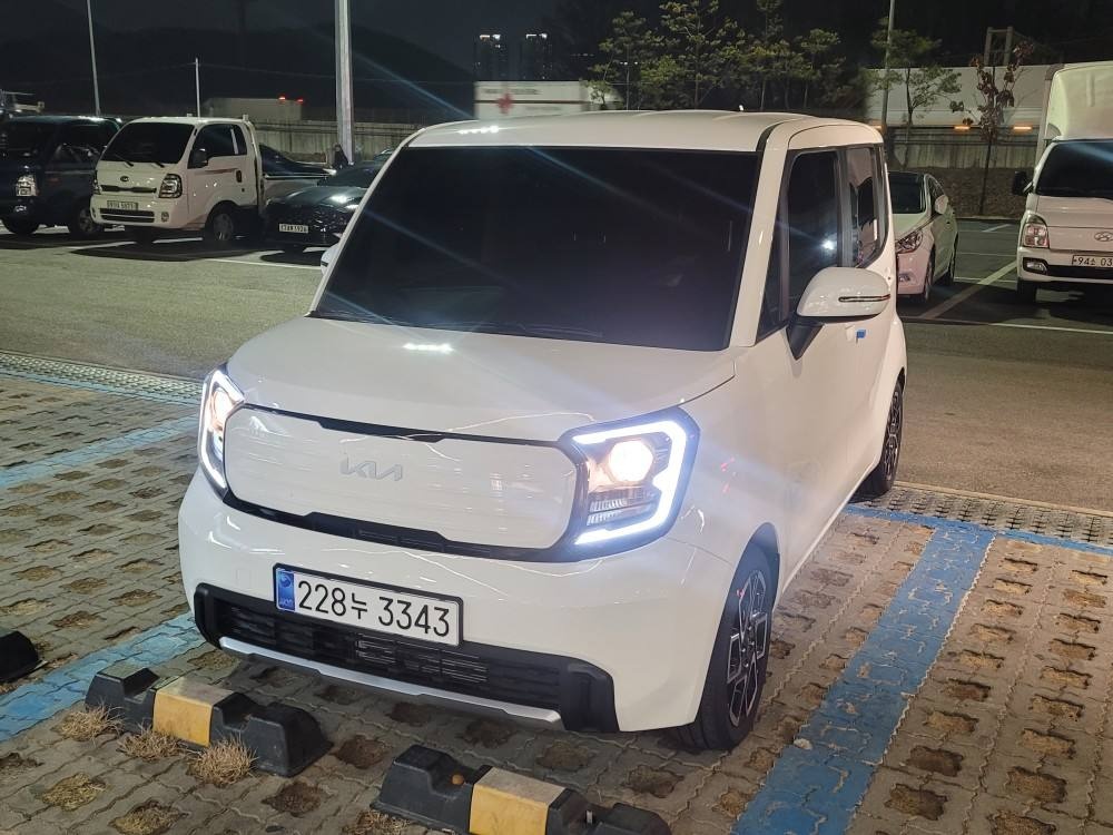 더 뉴 레이 PE2 TAM 1.0 MPi FWD 시그니처 매물 썸네일
