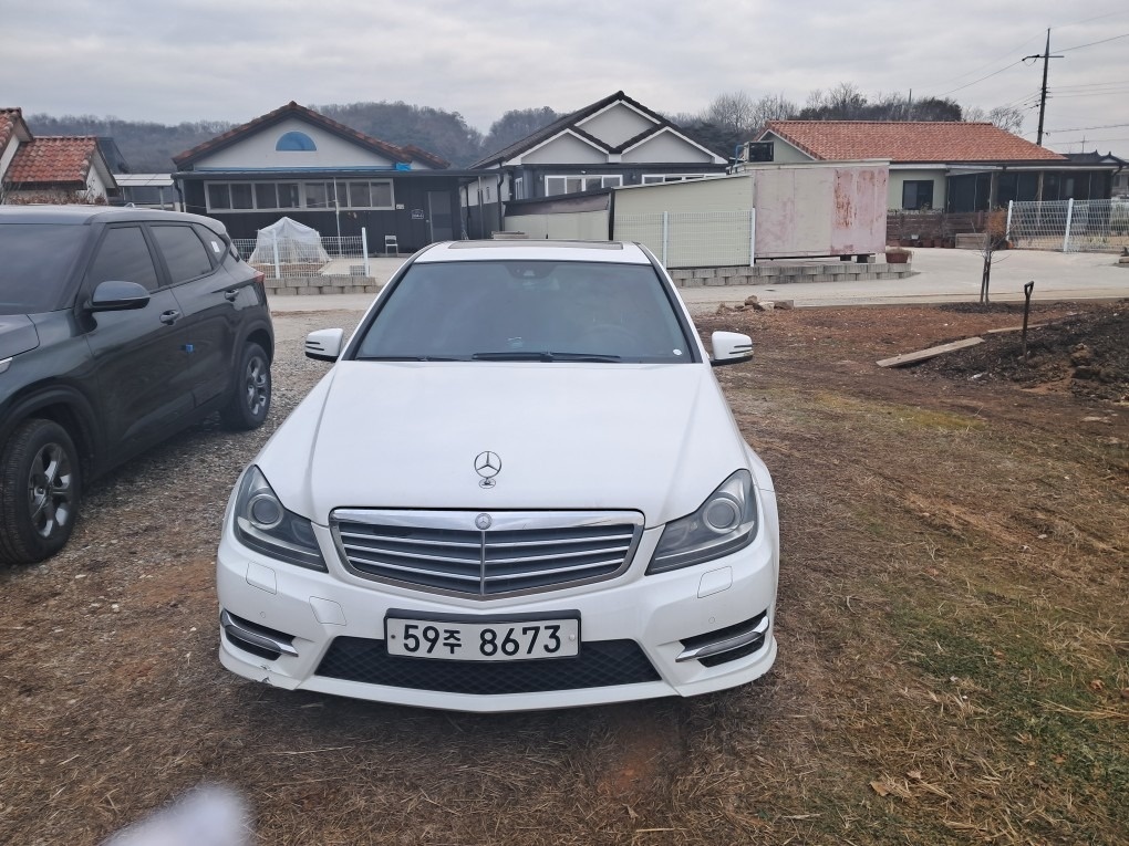 C 클래스 W204 C220 CDI 아방가드르 매물 썸네일