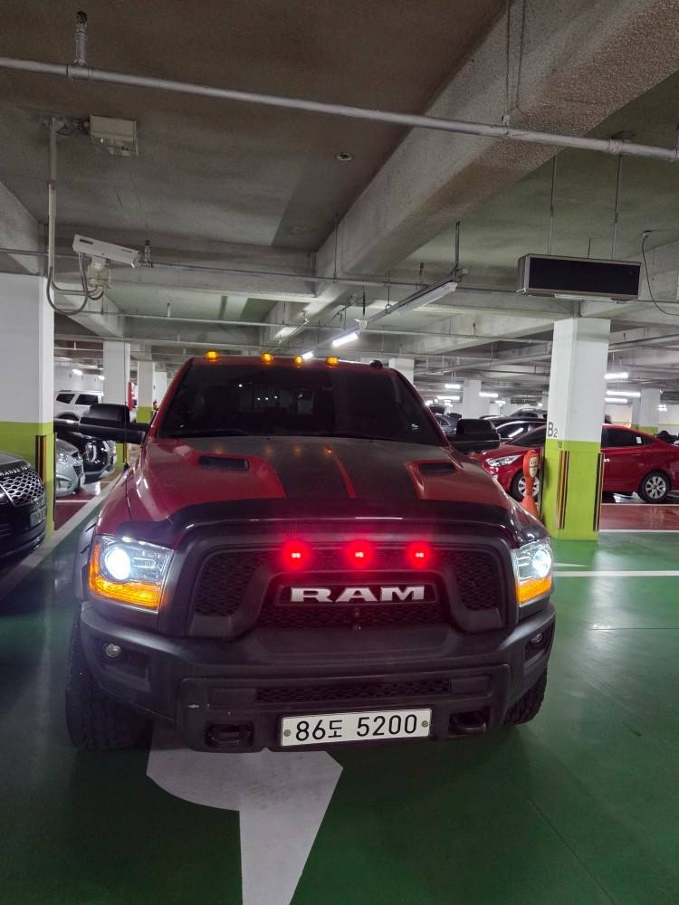 램픽업 Ⅳ RAM1500 5.7L 매물 썸네일
